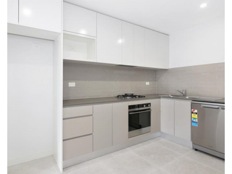 18/4-6 Good Street, Westmead NSW 2145